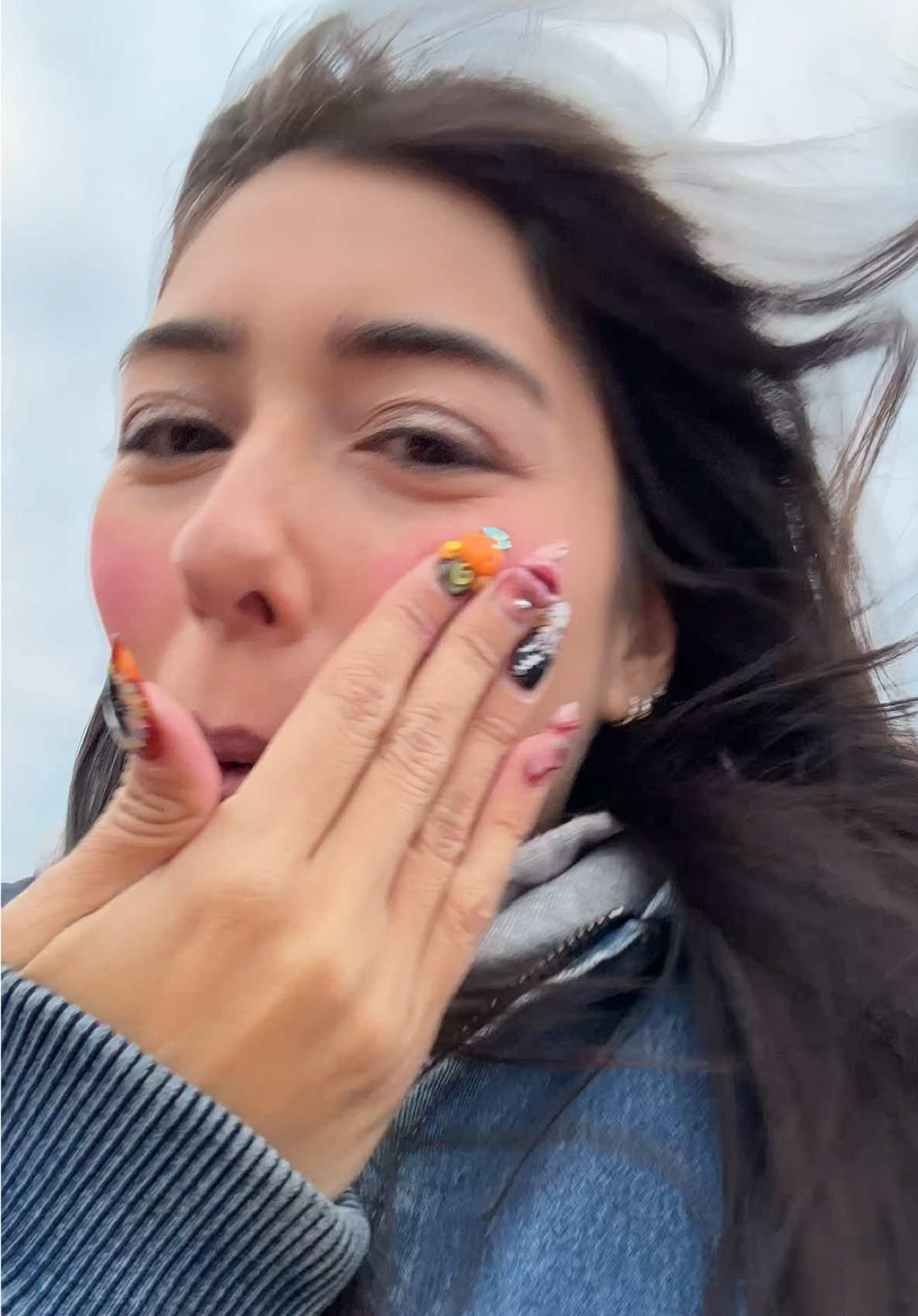 TikTok post by @vpettorelli for Urban Decay. Caption reads: I tested the new All Nighter Setting Spray and....