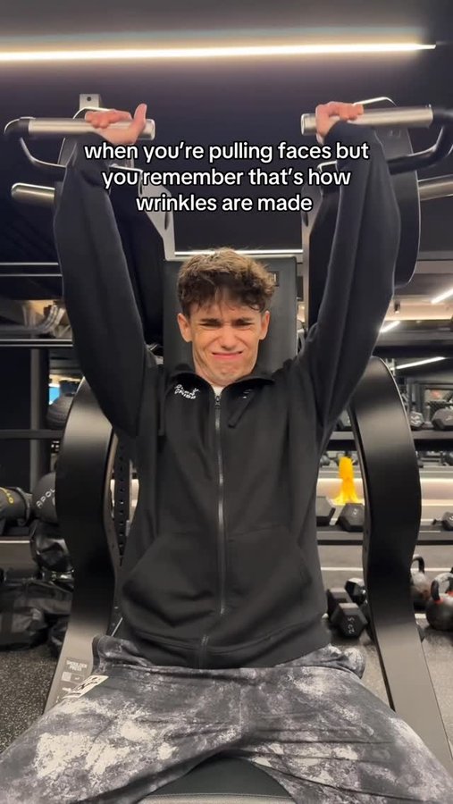 Instagram post by @mckenna for Gymshark. Caption reads: struggling? No thanks no wrinkles here 

@gymshark....