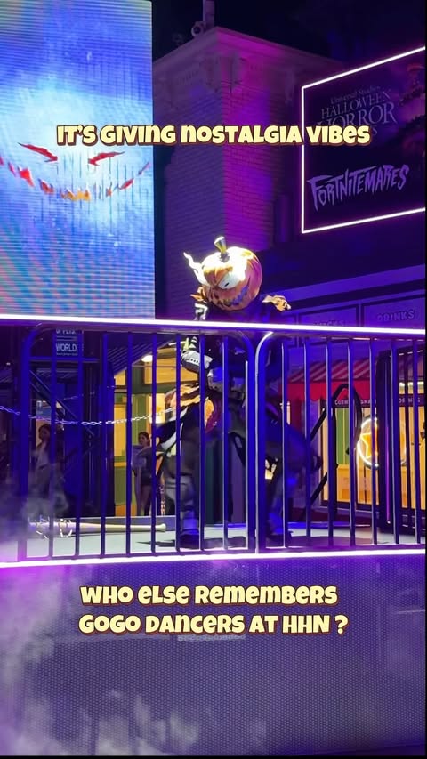 Instagram post by @thehauntgirl for Halloween Horror Nights. Caption reads: @horrornights #UniversalHHN #invited #halloween....