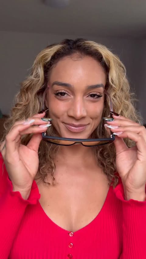 Instagram post by @bvuilleumier for Blenders Eyewear. Caption reads: You can never wrong with the gift of big energy ⚡....