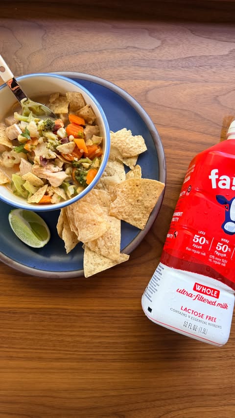 Instagram post by @carochambers for fairlife. Caption reads: [...] even better the next day!) made with....