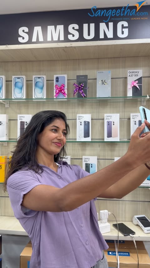 Instagram post by @nivedhitha.chandrasekar for Sangeetha Mobiles. Caption reads: [...] #samsunggalaxy #samsunggalaxya27....