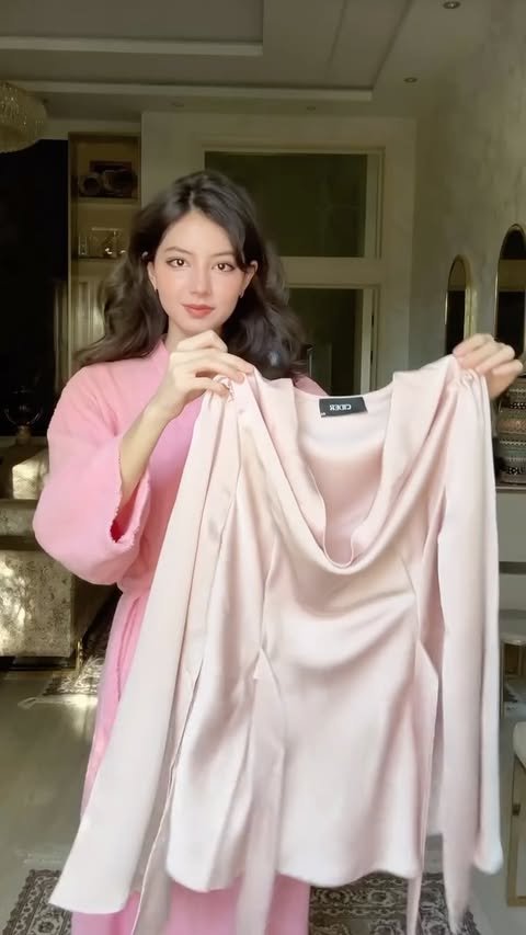 Instagram post by @jeondilkey for Cider. Caption reads: Loved how elegant this look turned out 🌸

#reels....