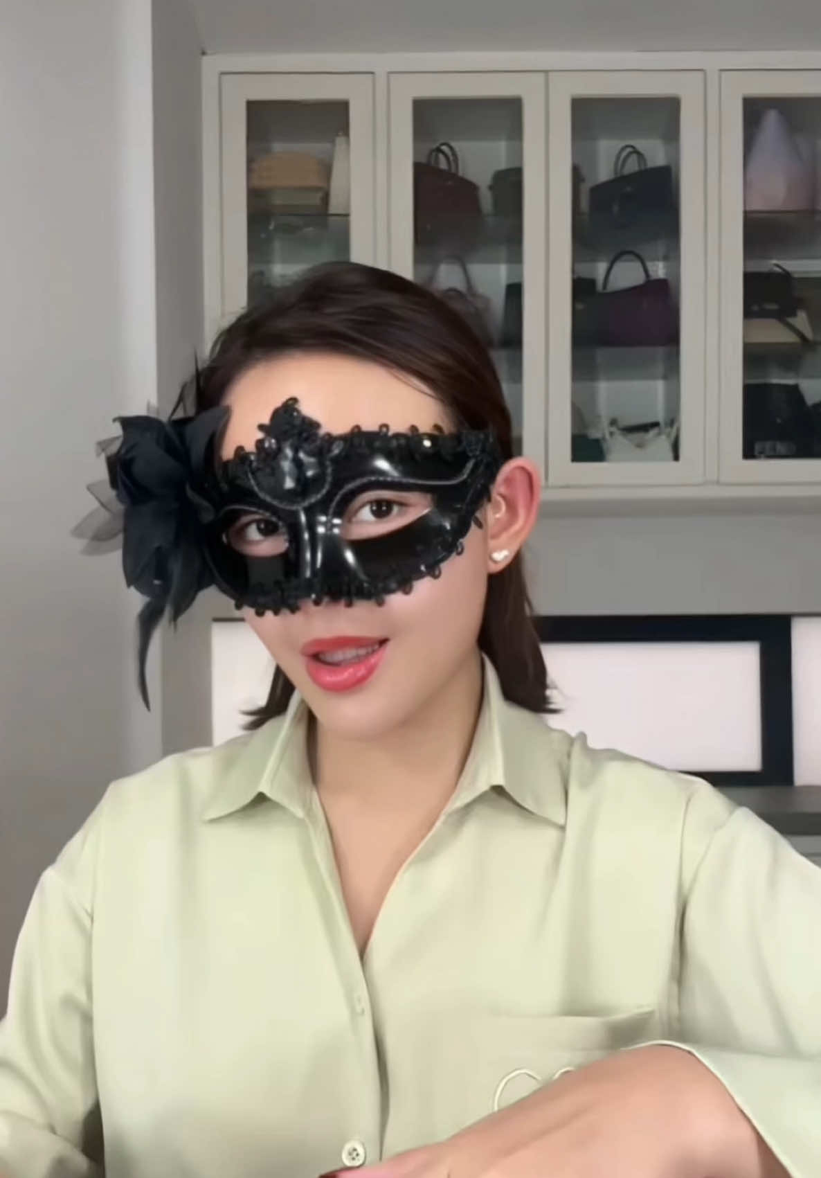 TikTok post by @agml612 for Newlab. Caption reads: shock berat pas unboxing paket dari Doktif!!!!....