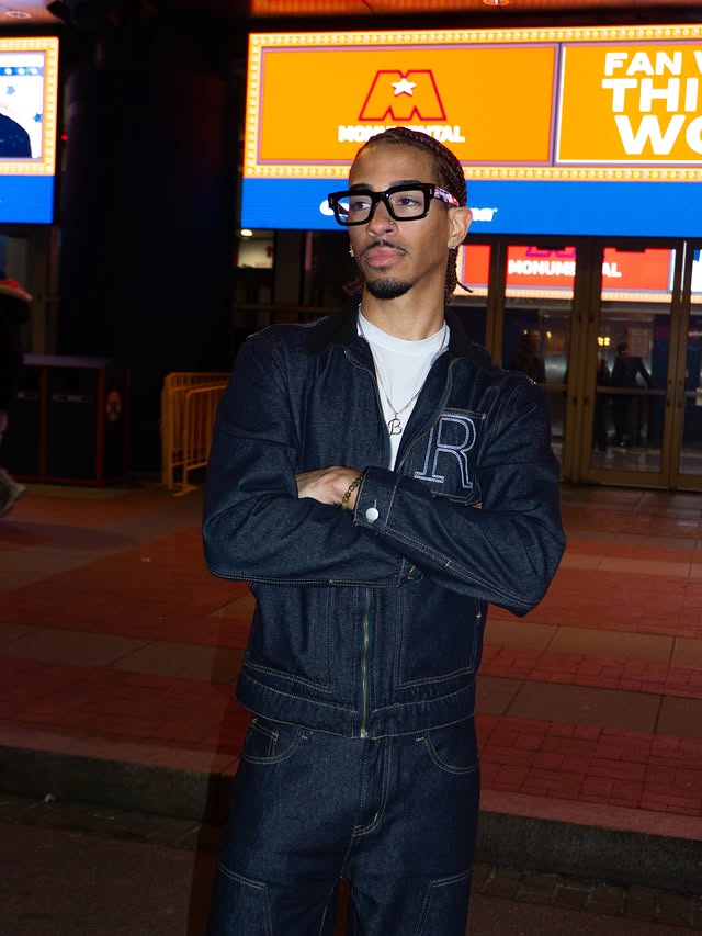 Instagram post by @via.andre for Capital One. Caption reads: At the game, but I ain’t playin • @capitalone....