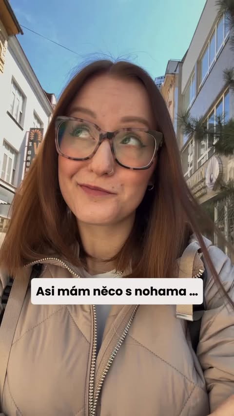 Instagram post by @zivotslusy for Knihkupectví Luxor. Caption reads: Taky máte něco s nohama? A kam vás zavedou? 🤭😁....