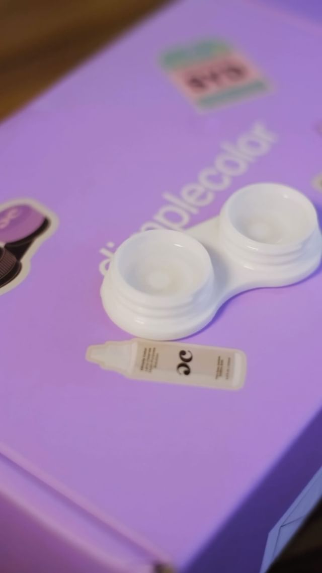 Instagram post by @gizemsahin.official for Dimple Color. Caption reads: [...] - Use code for 15% OFF “ GIZEM15....