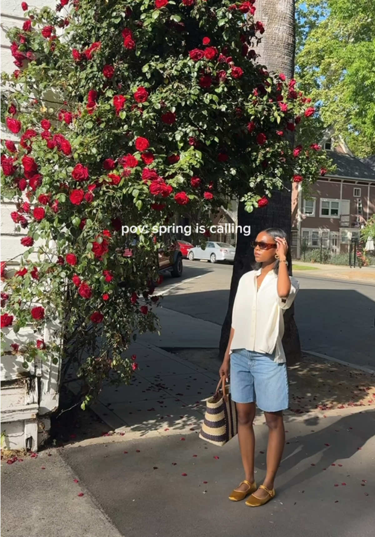 TikTok post by @livinglauryn for Everlane. Caption reads: #EverlanePartner Nothing quite like [...].