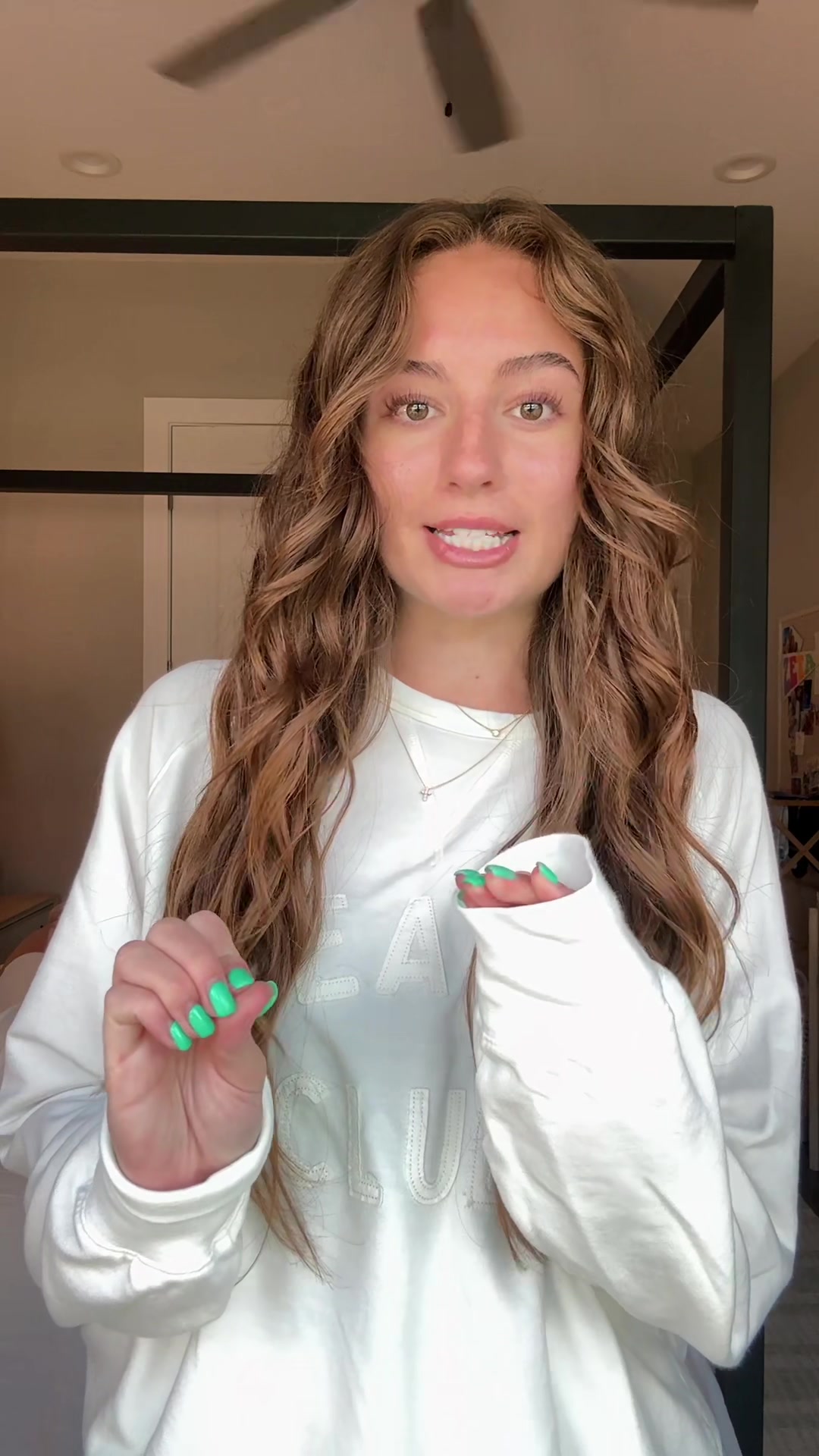 TikTok post by @rileyannfox for Squishmallows. Caption reads: @Squishmallows @squishpillowofficial room is....