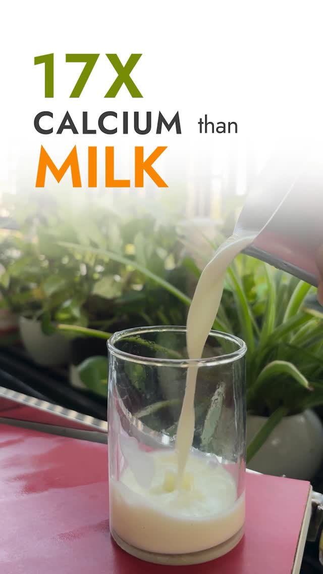 Instagram post by @mynutritionpalette for Kapiva. Caption reads: Want more from your life in 2025? 🥥

Try Kapiva’s....