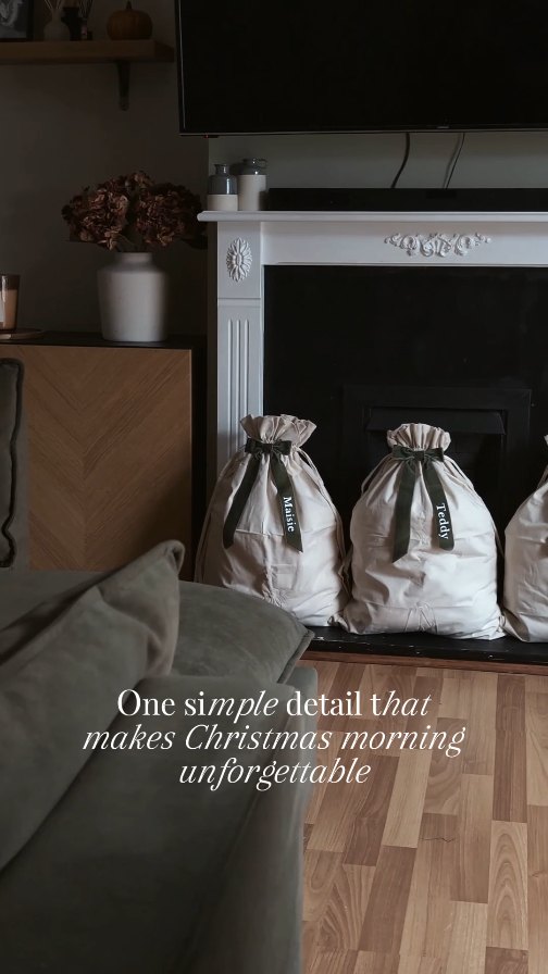 Instagram post by @_the_watts_family for Mabel & Fox. Caption reads: [...] couldn’t resist these beautiful Mabel & Fox....