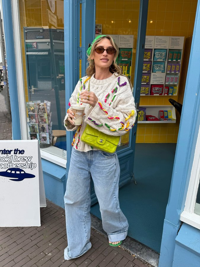 Instagram post by @tessavmontfoort for Wehkamp. Caption reads: [...] my collection with @piecesofficial for....