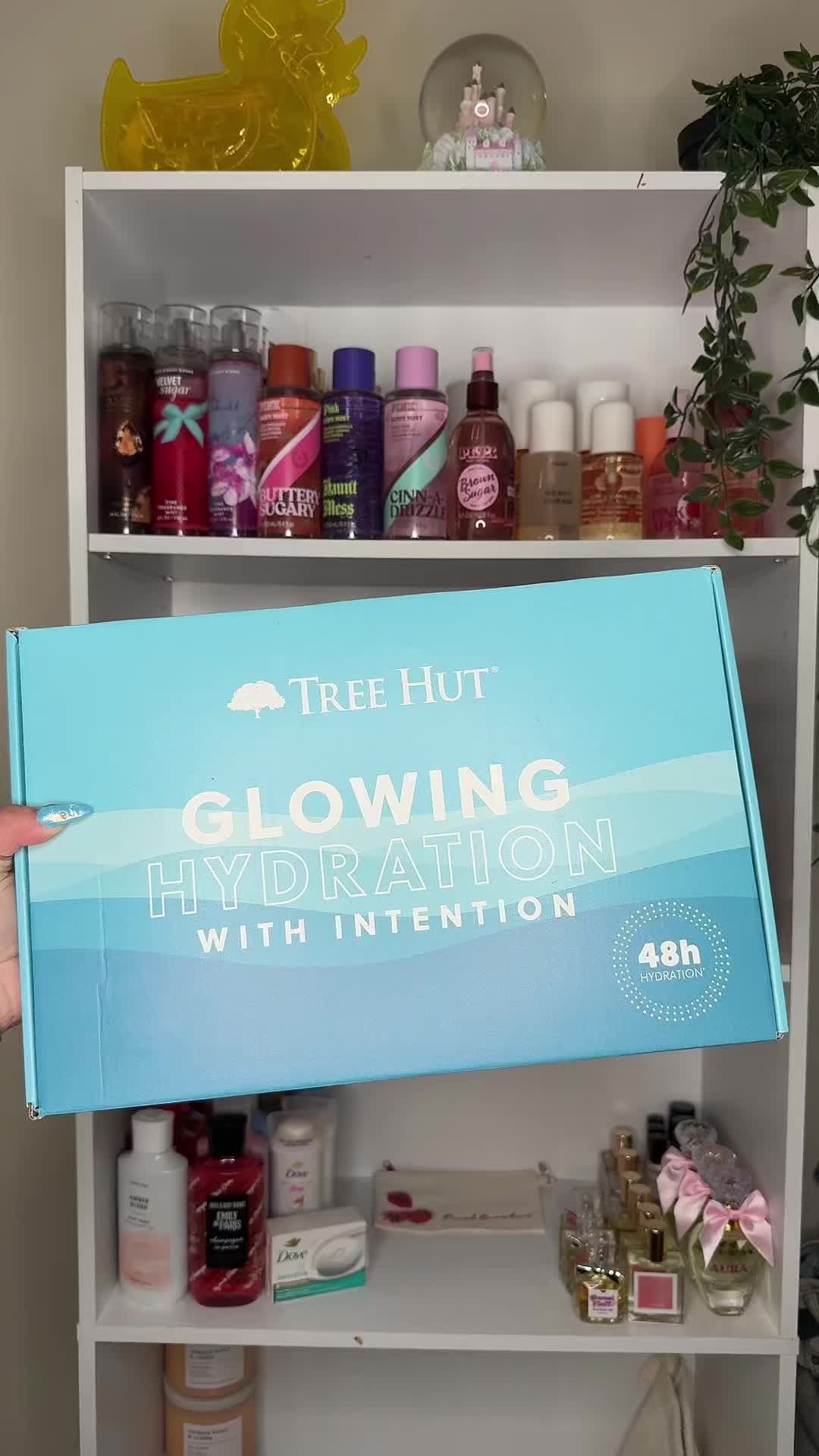 TikTok post by @xotatianarose for Treehut. Caption reads: [...] the new @Tree Hut serums😍🩷 #treehut....