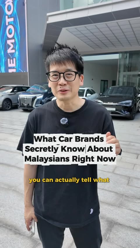 Instagram post by @timtiah for Land Rover. Caption reads: [...] @fordmalaysia @denzasimemotors....