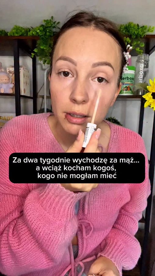 Instagram post by @miki_nik23 for Herboxa. Caption reads: Co byście zrobili na jej miejscu? 💁

REKLAMA....