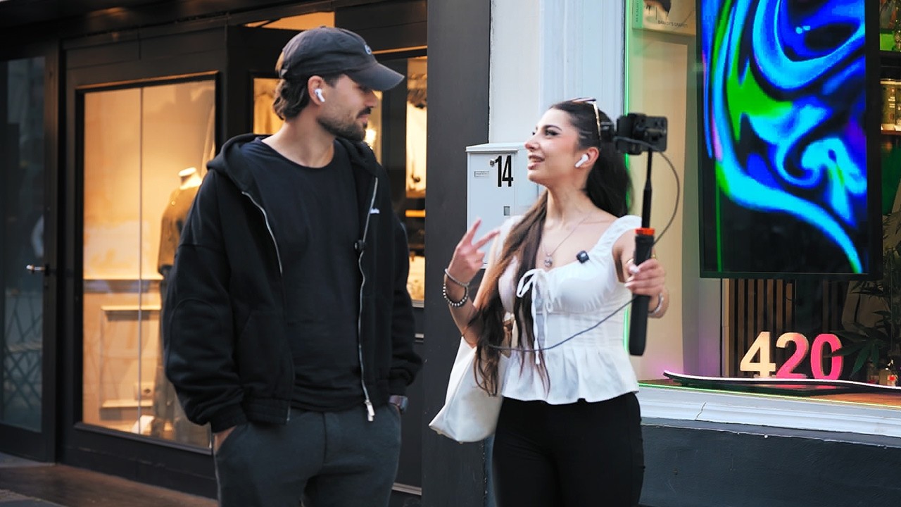 YouTube post by @IratschTV for Freecash.com. Caption reads: Are you my Tinder date?.