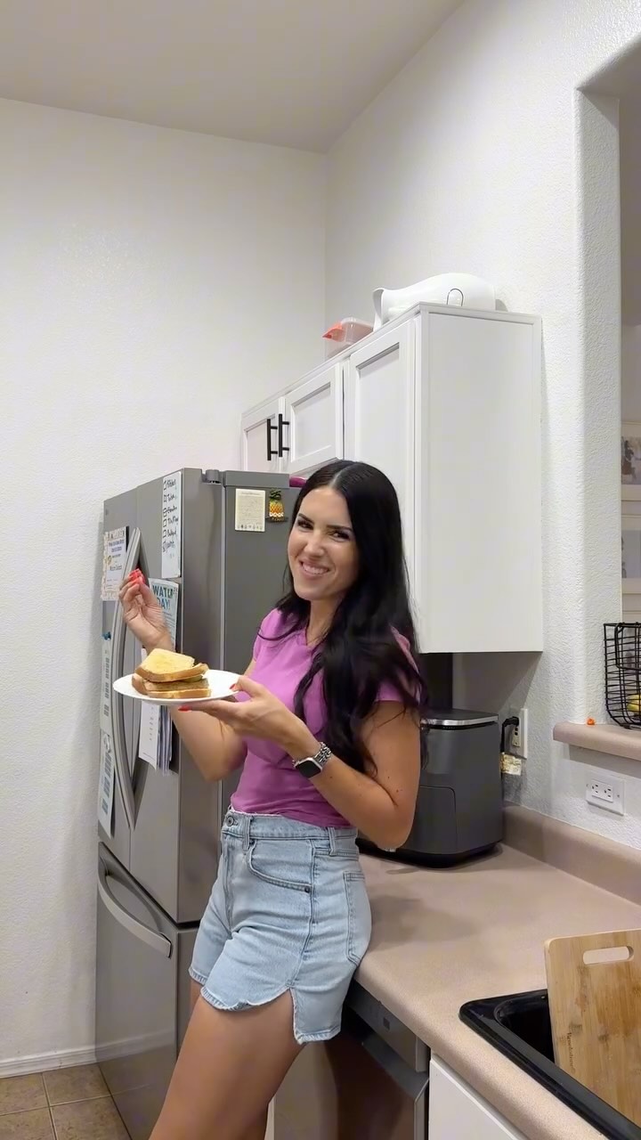 Instagram post by @chelseadelgado for Amylu Foods. Caption reads: Add this easy meal into your family’s rotation! So....