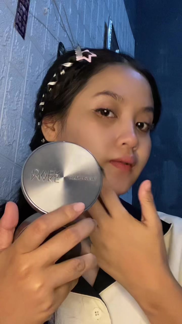 TikTok post by @dafatifaaurell for Make Over. Caption reads: [...] abis treatment salmon dna🫣😍....