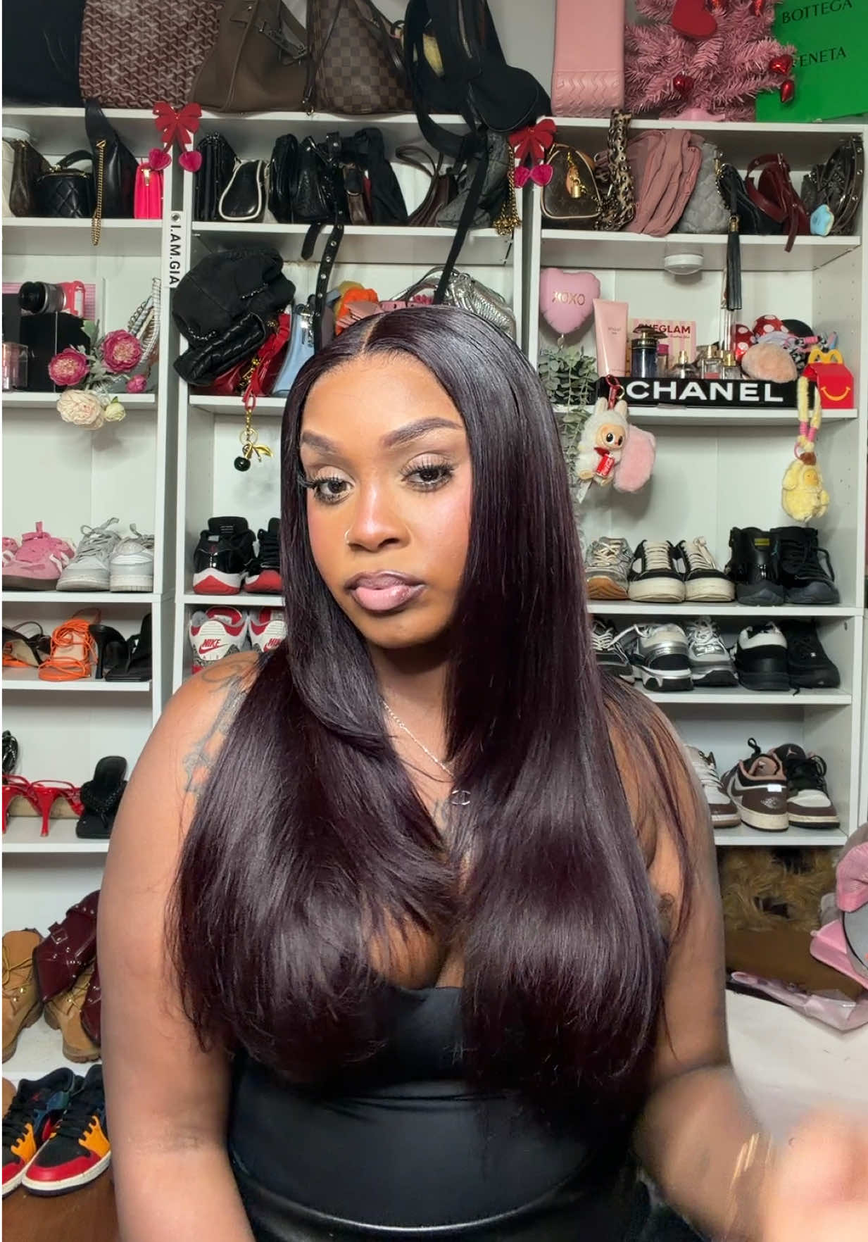 TikTok post by an influencer for ISEE HAIR. Caption reads: [...] layerssss but this color!?? @ISEEHAIR....