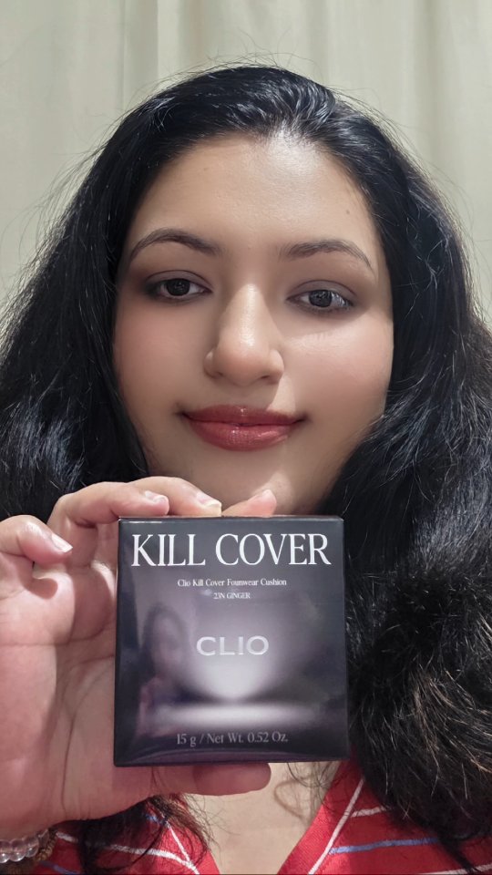 Instagram post by @lareinevlogs for CLIO Cosmetics. Caption reads: Amazon Black Friday Must-Have: CLIO Kill Cover....
