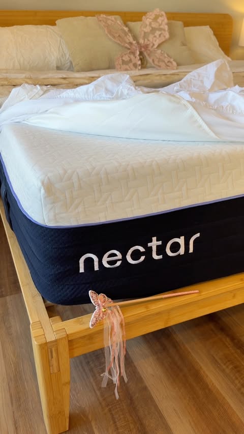 Instagram post by @the.sourdough.mama for Nectar Sleep. Caption reads: [...] send it to you 🥰 We all upgraded to....