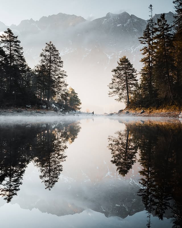 Instagram post by @marian.mertez for Discover Earth. Caption reads: [...] #kreativmitdji #earthoutdoors #discoverearth....