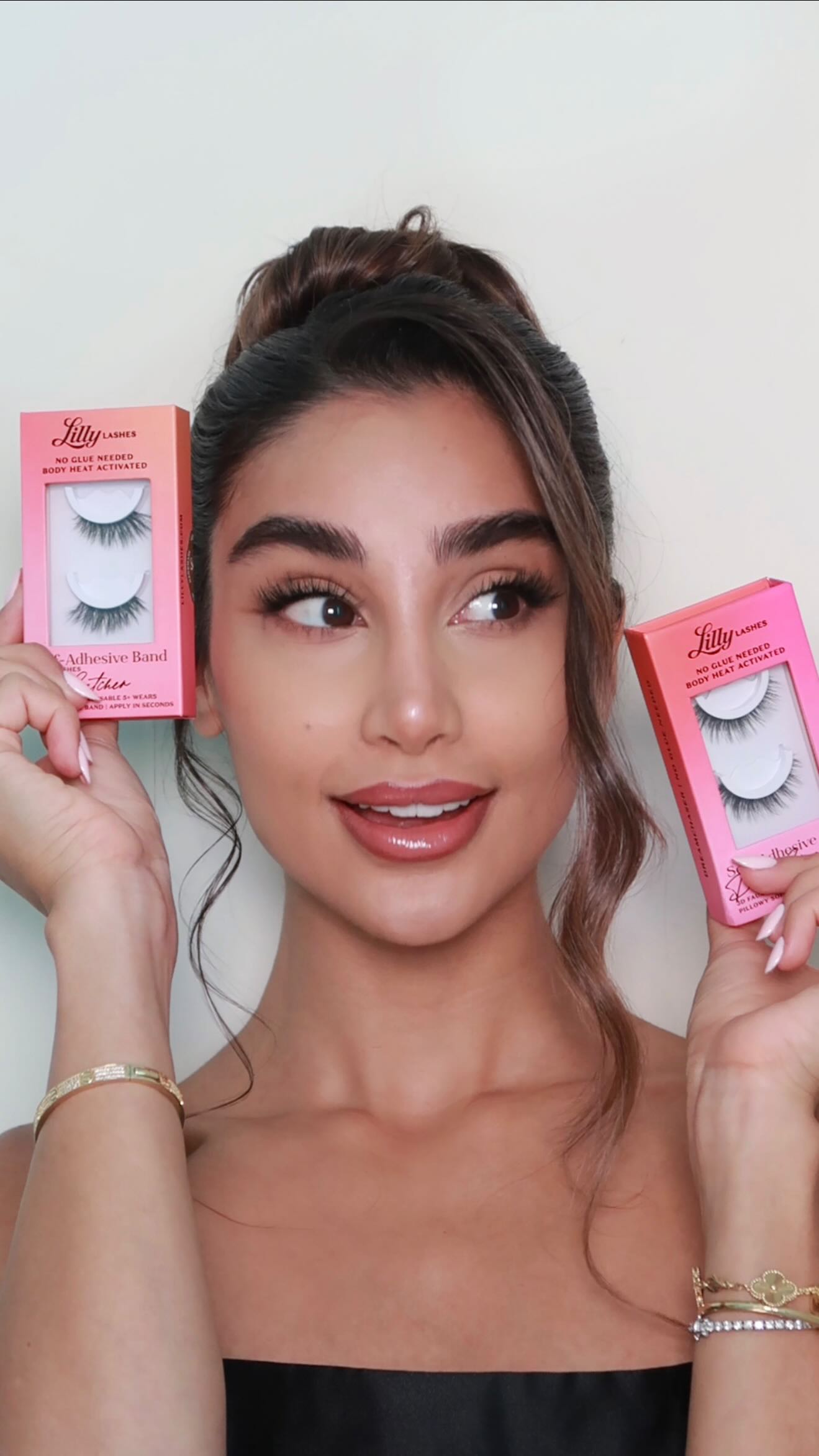 Instagram post by @qazalejshni for Lilly Lashes. Caption reads: ⁨	⁨	‪‪@lillylashes‬‬ ✨
بعد از اينكه اکستنشن مژه....