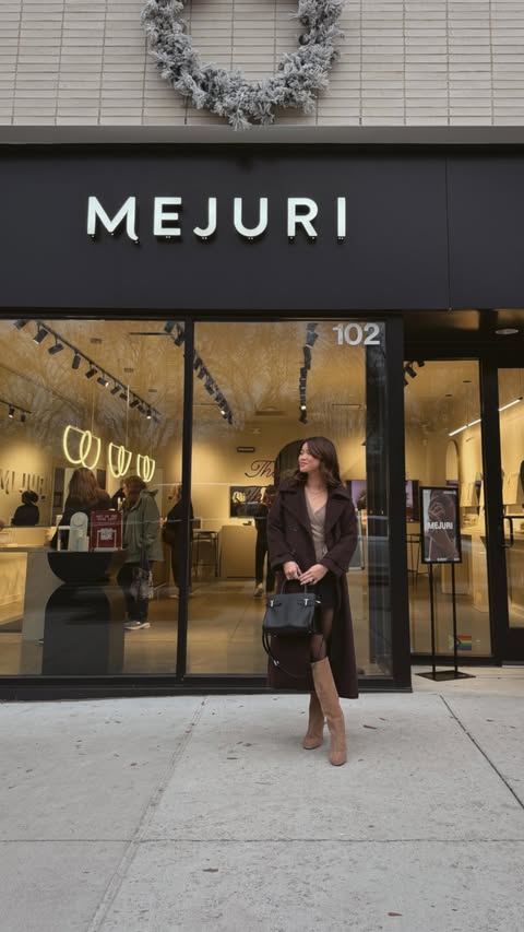 Instagram post by @bychloewen for Mejuri. Caption reads: Had so much fun last night with @Mejuri 🎁🎄I....