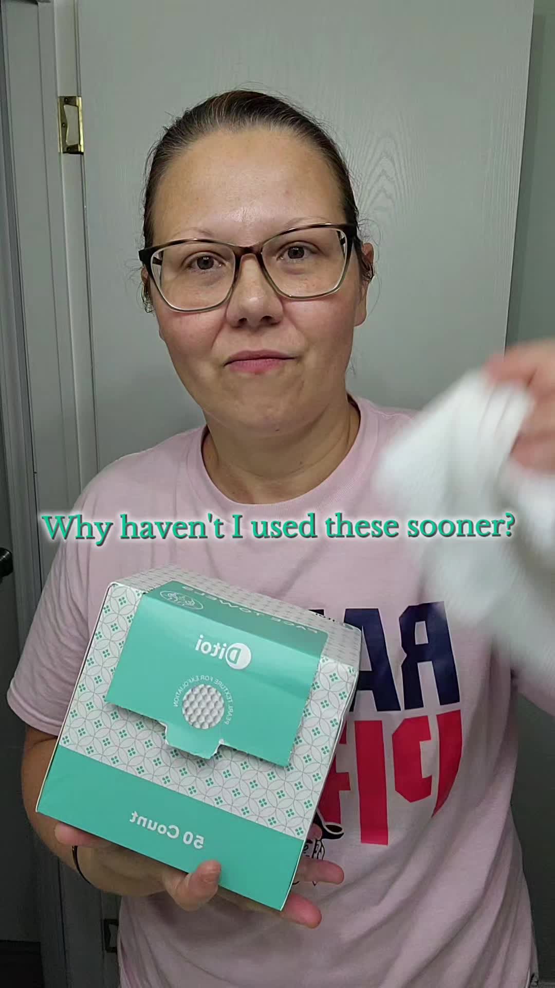 TikTok post by @sahnanak for Ditoi Beauty. Caption reads: [...] game changer Fresh. Soft. Hygienic. @Ditoi....