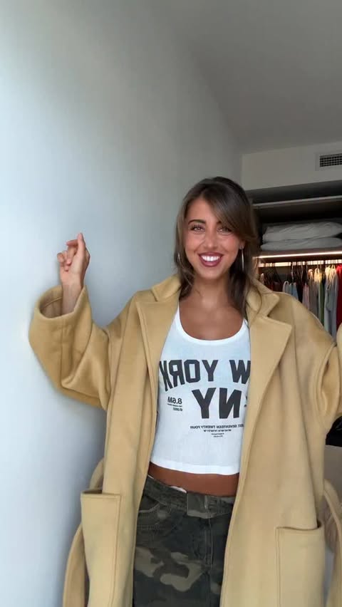 Instagram post by @o_l_i_v_i_a for I Dew Care. Caption reads: the products are always SO good!! 10/10 recommend....