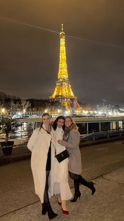 Instagram post by @erinncatoni for Contiki. Caption reads: 🚨PSA: Contiki’s Worldwide Sale happening now! Use....