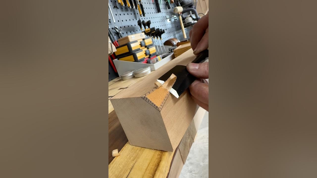 YouTube post by @dustylumberco for SUIZAN. Caption reads: [...] quite like like working with a sharp @SUIZAN....