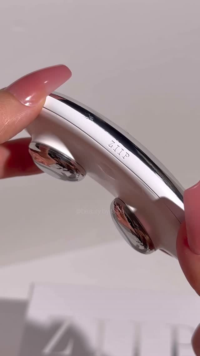 Instagram post by @ugc.with.taiba for ZIIP Beauty. Caption reads: @ziipbeauty is to give you an insane hidden offer....