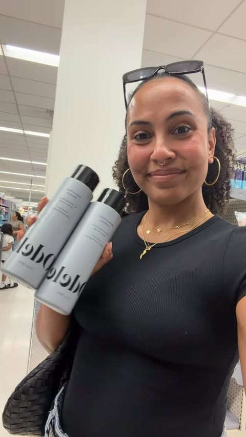 Instagram post by @solpaulino for Odele. Caption reads: [...] hair care like should be simple and....