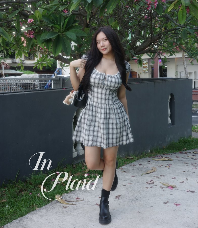 Instagram post by @beverlyloh for Zalora. Caption reads: the moment is here - ZALORA’s biggest 11.11 sale....