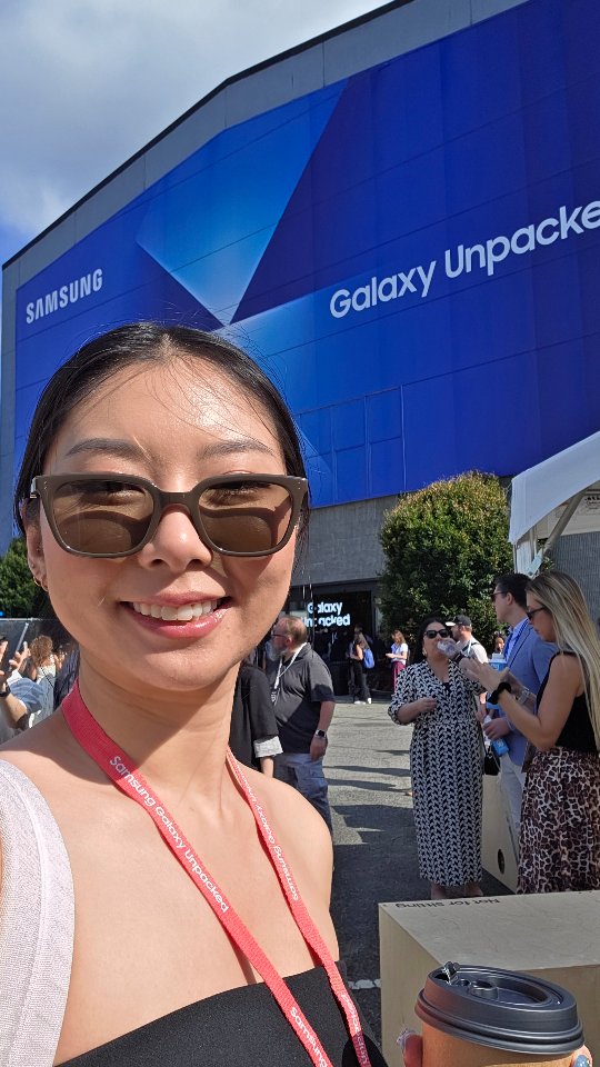 Instagram post by @peachietech for XSET. Caption reads: In NYC this week for #GalaxyUnpacked 🤩🤩....