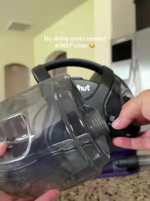 TikTok post by @itphn for REDHUT CleanMaster. Caption reads: [...] #toddlerlife #limpiando @REDHUT CleanMaster.