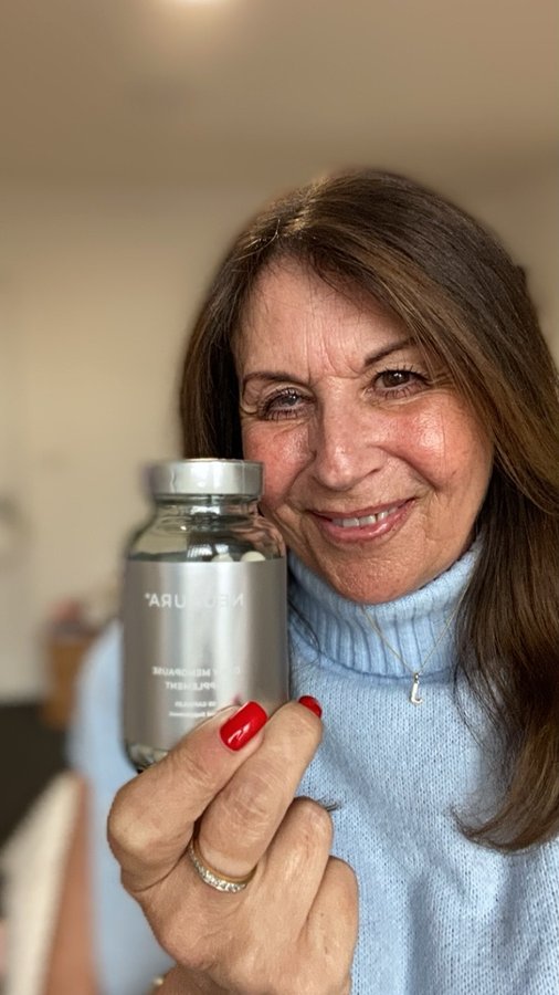 Instagram post by @getgorgeouswithme_ugc for Neuaura. Caption reads: [...] menopause supplements from the fabulous....