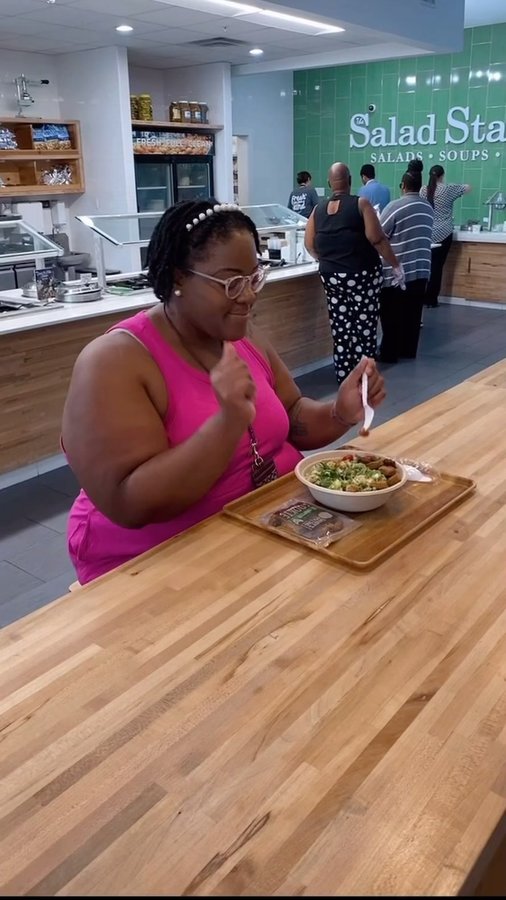 Instagram post by @lets.bre.living for Salad Station. Caption reads: Does food make you this happy??? 

I recreated a....