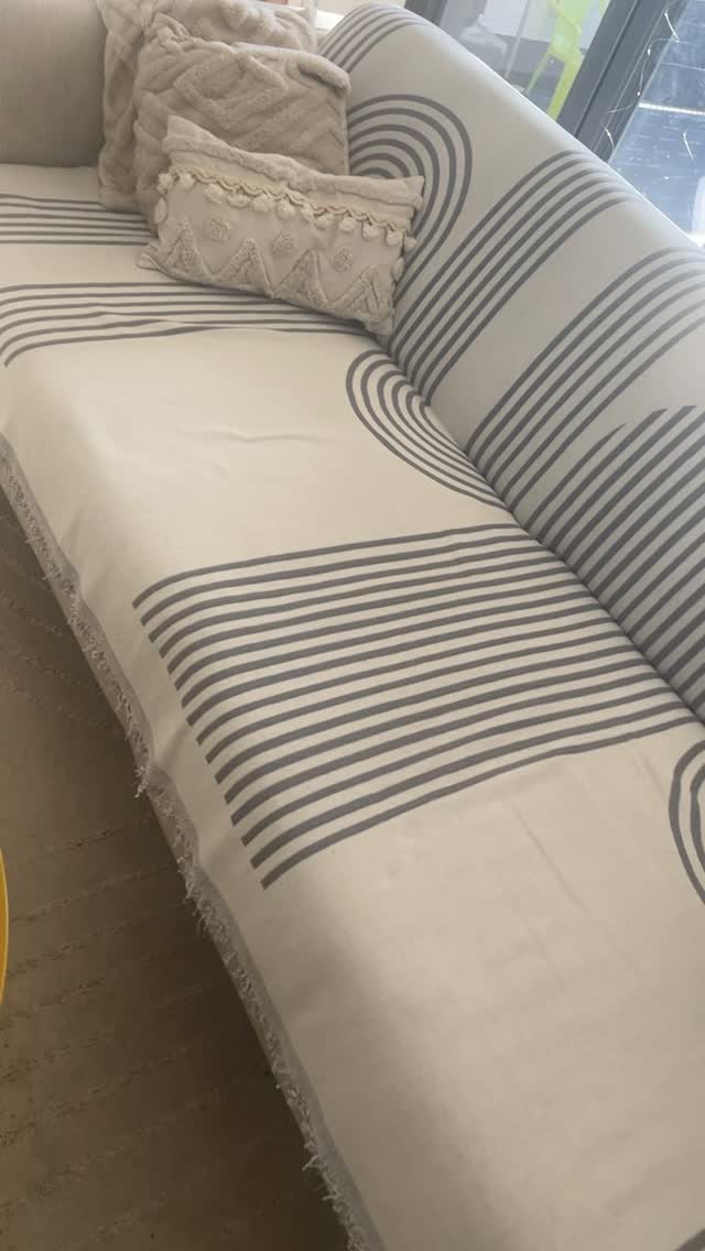 Instagram post by @vip_chefin for Voghion. Caption reads: #anzeige Ad ❤️

@voghion_global  @voghion_de....