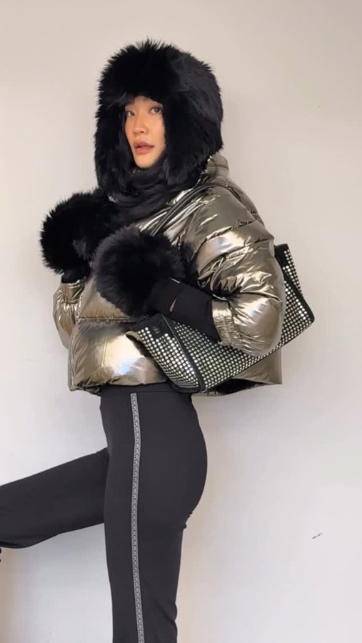 Instagram post by @laurajung for Michael Kors. Caption reads: #ad #MKPartner I love buying gifts for others and....