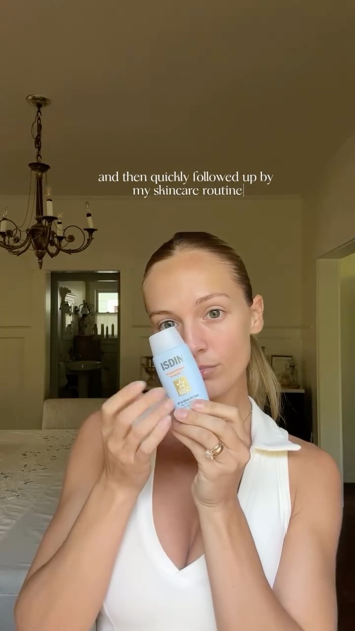 Instagram post by @emmakerkering for ISDIN. Caption reads: My simple fall morning routine 🤎☕️

No morning....