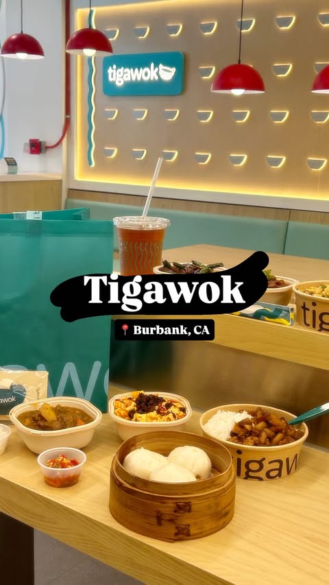Instagram post by @probablyatdisneyy for LA Foodies Anonymous. Caption reads: Affordable, delicious, and cooked by robots? YES!....