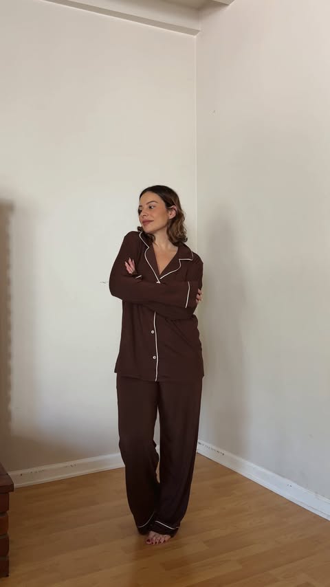 Instagram post by @emilyvartanian for Eberjey. Caption reads: the only pajamas i sleep in @eberjey 

#Eberjey....