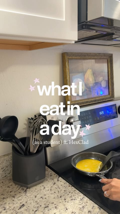 Instagram post by @kayleemalcolm for HexClad. Caption reads: [...] a little easier with reliable cookware....