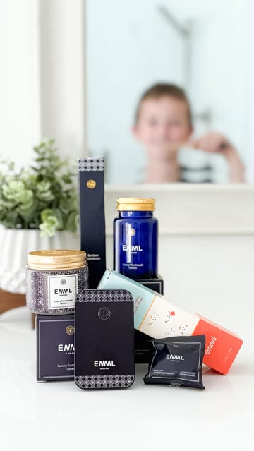 Instagram post by @jamieleephotographyco for ENML Toothpaste Tabs. Caption reads: Science meets simplicity 💡✨ 

ENML’s dissolvable....