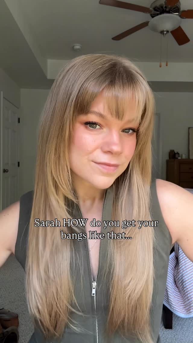 Instagram post by @sarahebaus for BaByliss. Caption reads: She is so small she fits in my purse 🤭😂

Comment....