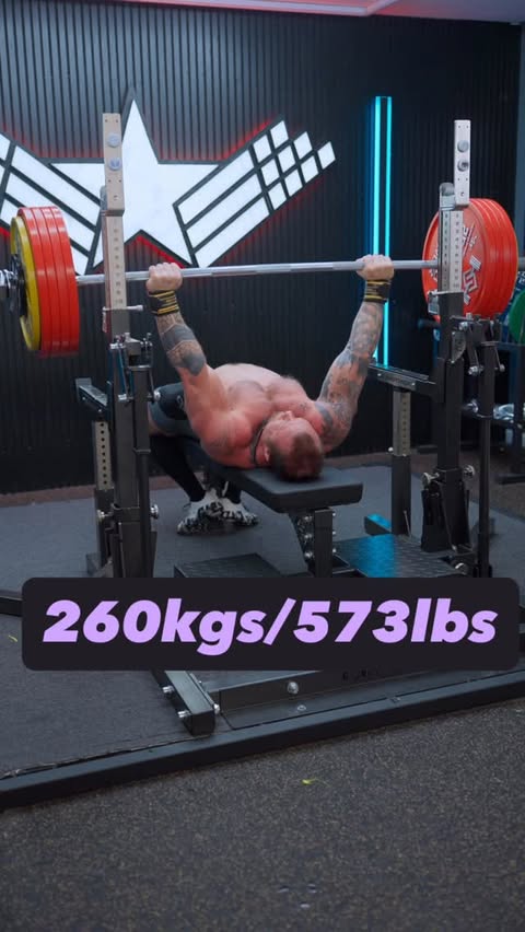 Instagram post by @bilbo_swaggins181 for Animal. Caption reads: Week 5 Bench: 260kgs/573lbs

Not sure what to do....