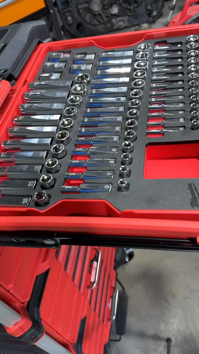 Instagram post by @shoptoolreviews for Milwaukee Tool. Caption reads: 366-pc PACKOUT Mechanics Set from @milwaukeetool....