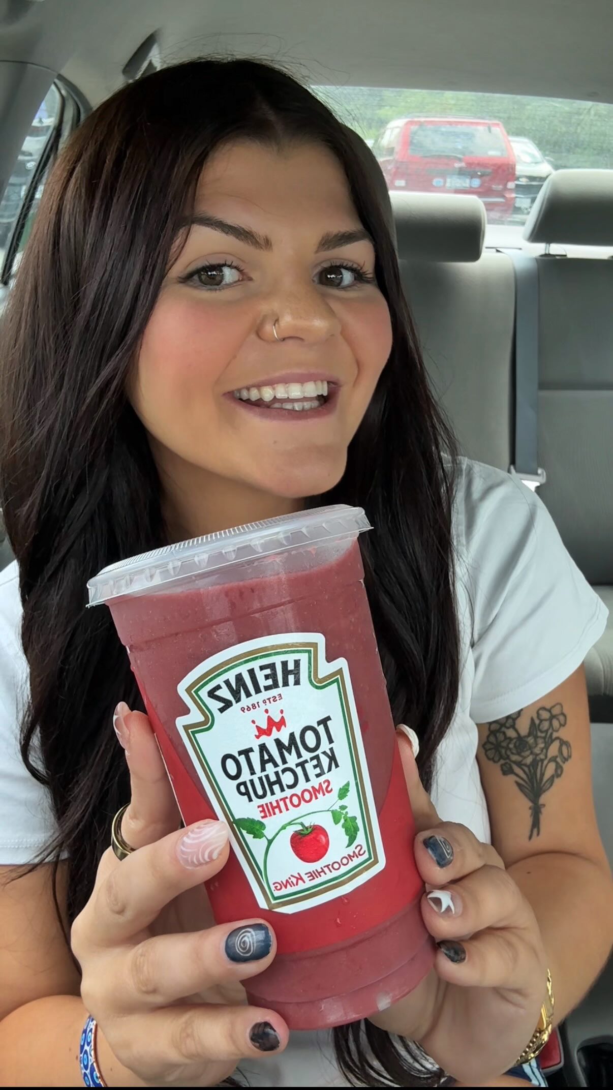 Instagram post by @yourfoodieprincess for Smoothie King. Caption reads: HEINZ KETCHUP SMOOTHIE😳🍅

@smoothieking X @heinz.